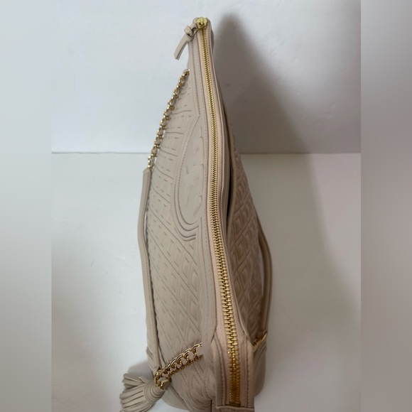 Tory Burch Fleming Quilted Leather tote bags - Picture 4 of 14